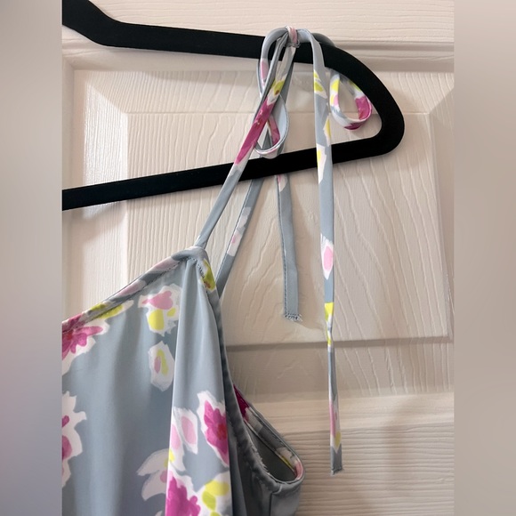 Brand NEW printed light blue midi dress with tags attached. - Picture 3 of 4